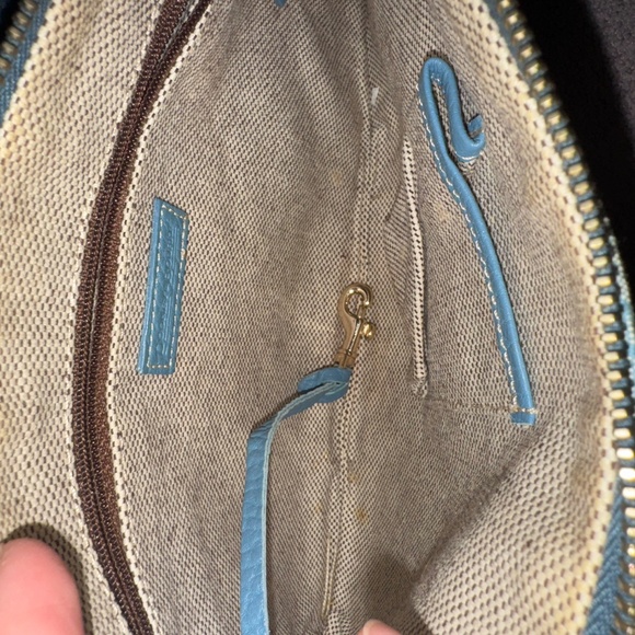 Dooney & Bourke Light Blue Purse - Picture 4 of 6